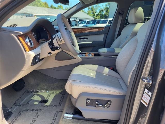2023 Bentley Bentayga Hybrid Hybrid V8