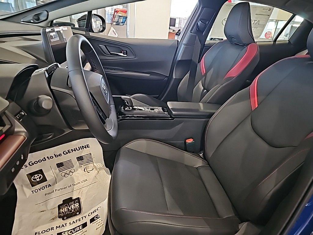 2024 Toyota Prius Prime XSE Premium - Photo 9