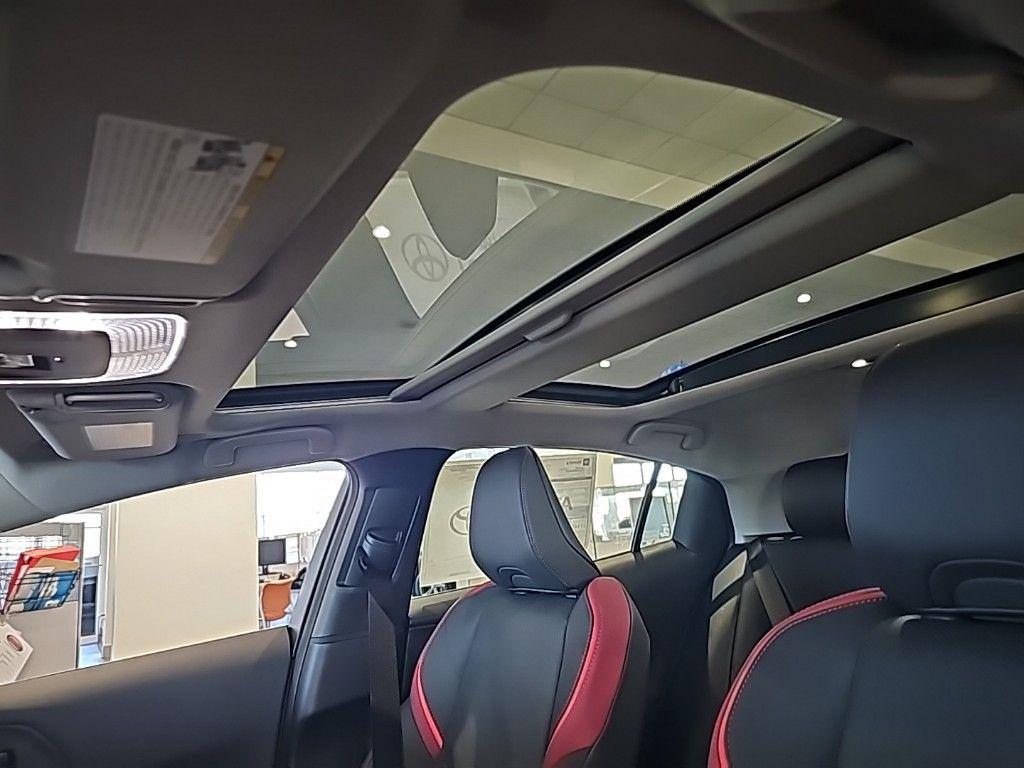 2024 Toyota Prius Prime XSE Premium - Photo 18