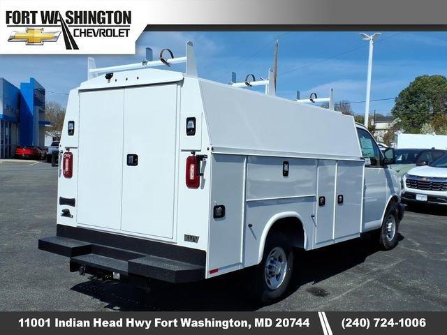 2025 Chevrolet Express Cutaway Work Van