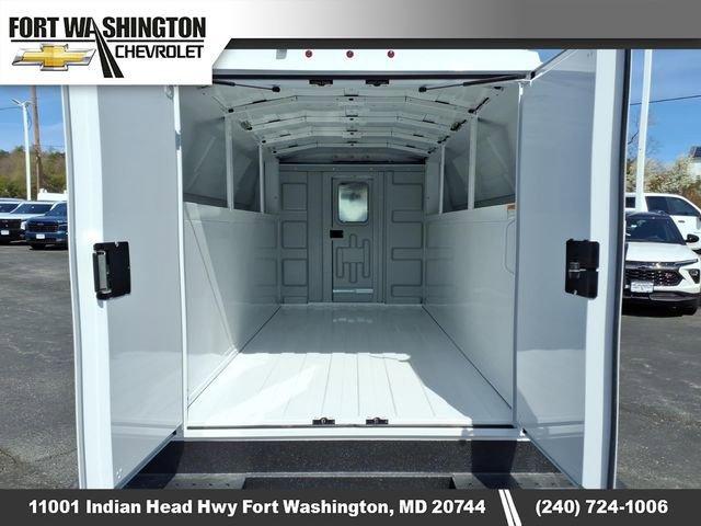 2025 Chevrolet Express Cutaway Work Van