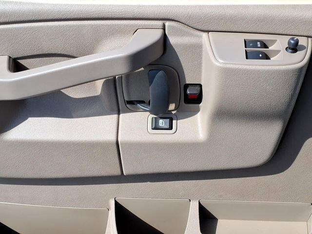 2025 Chevrolet Express Cutaway Work Van