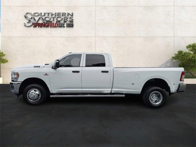 2023 RAM 3500 Tradesman Crew Cab 4x4 8 Box 2023 RAM 3500 Tradesman Crew Cab 4x4 8 Box