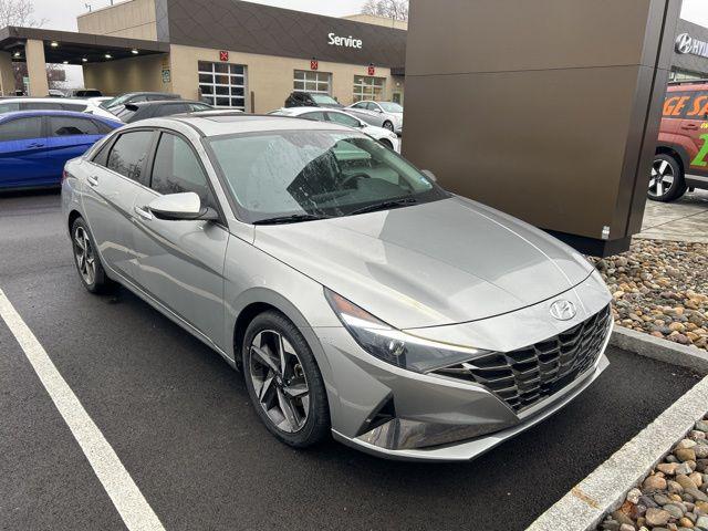 2022 Hyundai Elantra