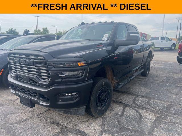 2025 RAM Ram 2500 RAM 2500 TRADESMAN CREW CAB 4X4 64 BOX