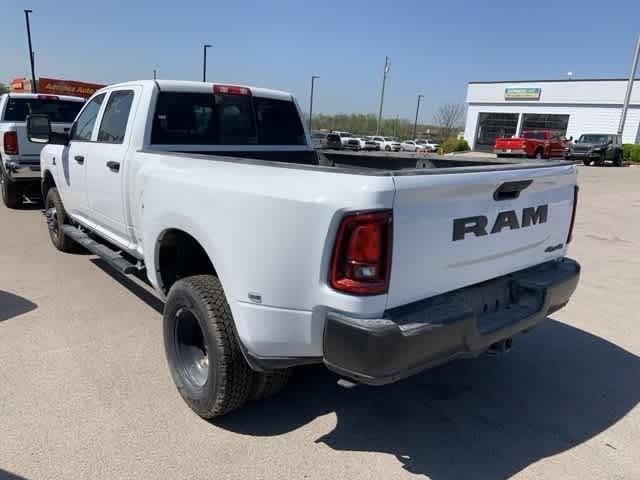 2025 RAM Ram 3500 RAM 3500 TRADESMAN CREW CAB 4X4 8 BOX