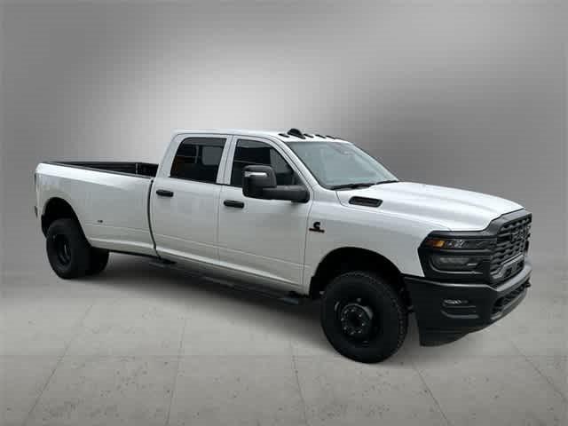 2025 RAM Ram 3500 RAM 3500 TRADESMAN CREW CAB 4X4 8 BOX