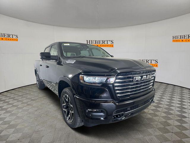 2025 RAM Ram 1500 RAM 1500 LARAMIE CREW CAB 4X4 64 BOX