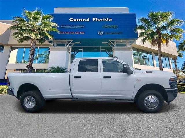 2025 RAM Ram 3500 RAM 3500 TRADESMAN CREW CAB 4X4 8 BOX