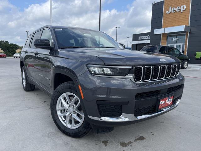 2025 Jeep Grand Cherokee GRAND CHEROKEE L LAREDO X 4X2