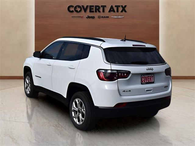 2025 Jeep Compass COMPASS LATITUDE 4X4