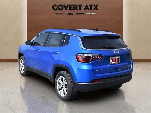 2025 Jeep Compass COMPASS LATITUDE 4X4