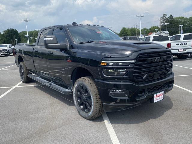 2025 RAM Ram 3500 RAM 3500 LARAMIE CREW CAB 4X4 8 BOX