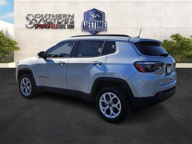 2025 Jeep Compass COMPASS LATITUDE 4X4