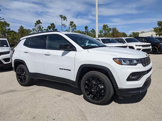 2025 Jeep Compass COMPASS LATITUDE 4X4