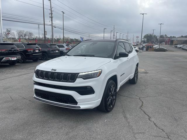 2025 Jeep Compass COMPASS LIMITED 4X4
