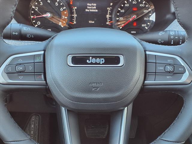 2025 Jeep Compass Latitude photo 8