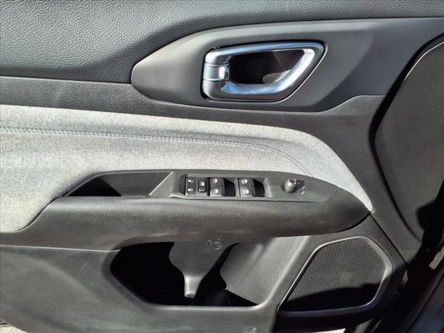 2025 Jeep Compass Latitude photo 10
