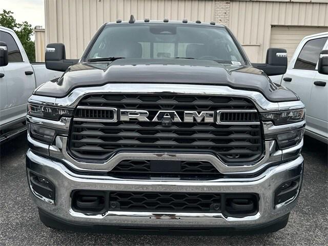 2025 RAM Ram 3500 RAM 3500 TRADESMAN CREW CAB 4X4 8 BOX
