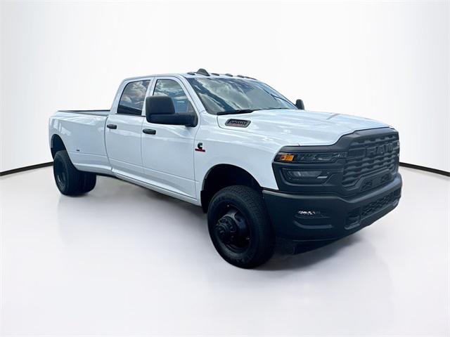 2025 RAM Ram 3500 RAM 3500 TRADESMAN CREW CAB 4X4 8 BOX