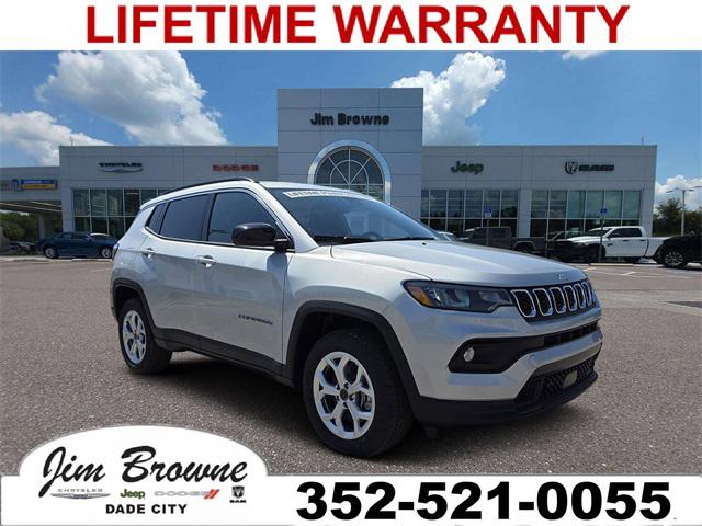 2025 Jeep Compass COMPASS LATITUDE 4X4