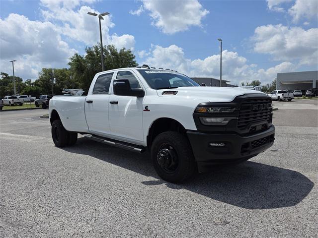 2025 RAM Ram 3500 RAM 3500 TRADESMAN CREW CAB 4X4 8 BOX