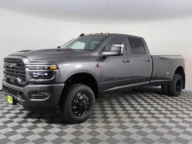 2025 RAM Ram 3500 RAM 3500 LARAMIE CREW CAB 4X4 8 BOX
