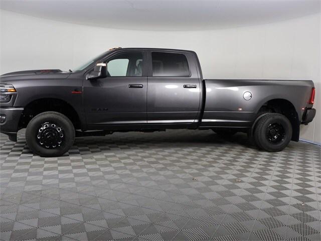 2025 RAM Ram 3500 RAM 3500 LARAMIE CREW CAB 4X4 8 BOX