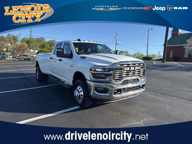2025 RAM Ram 3500 RAM 3500 TRADESMAN CREW CAB 4X4 8 BOX