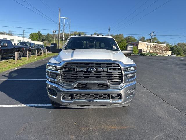 2025 RAM Ram 3500 RAM 3500 TRADESMAN CREW CAB 4X4 8 BOX
