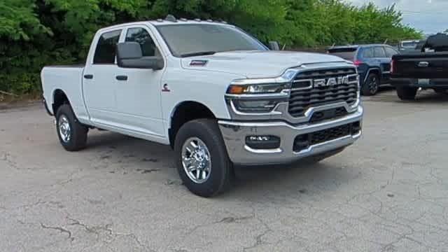2025 RAM Ram 2500 RAM 2500 TRADESMAN CREW CAB 4X4 64 BOX