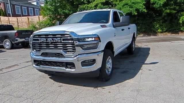 2025 RAM Ram 2500 RAM 2500 TRADESMAN CREW CAB 4X4 64 BOX