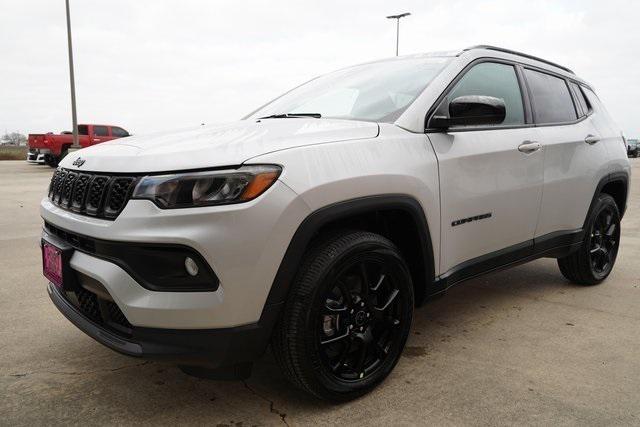 2025 Jeep Compass COMPASS LATITUDE 4X4