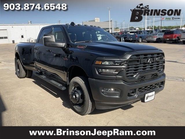 2025 RAM Ram 3500 RAM 3500 TRADESMAN CREW CAB 4X4 8 BOX