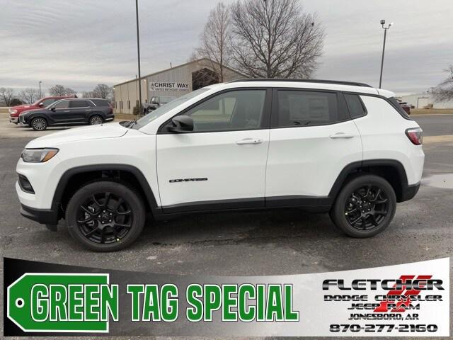 2025 Jeep Compass COMPASS LATITUDE 4X4