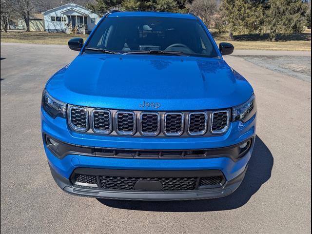 2025 Jeep Compass COMPASS LATITUDE 4X4
