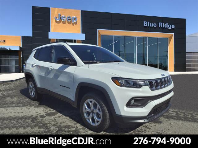 2025 Jeep Compass COMPASS LATITUDE 4X4