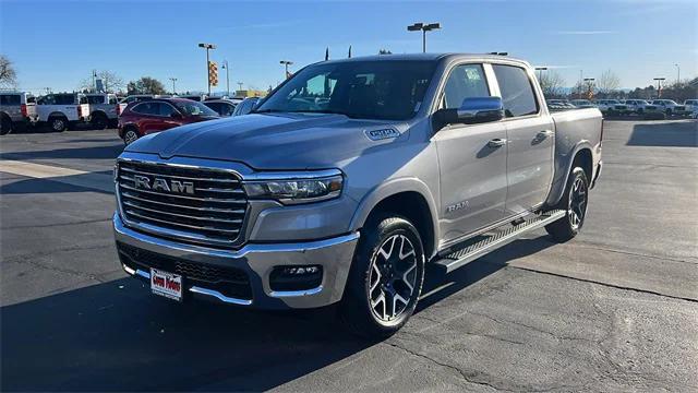 2025 RAM Ram 1500 RAM 1500 LARAMIE CREW CAB 4X4 57 BOX