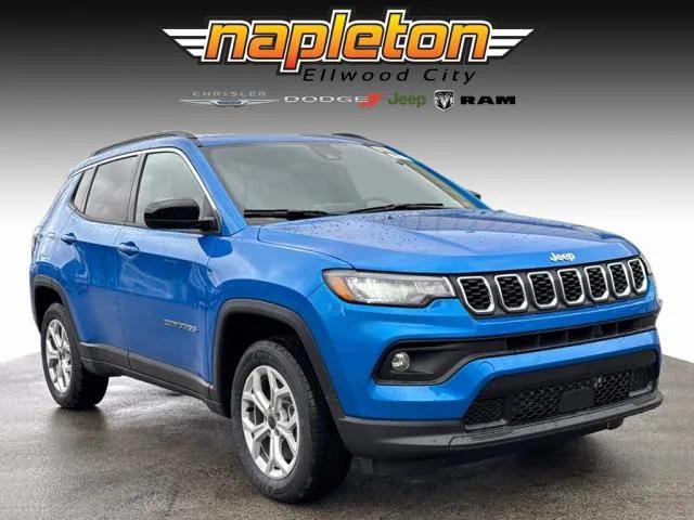 2025 Jeep Compass COMPASS LATITUDE 4X4