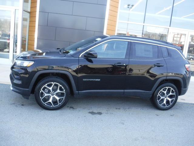 2025 Jeep Compass COMPASS LIMITED 4X4