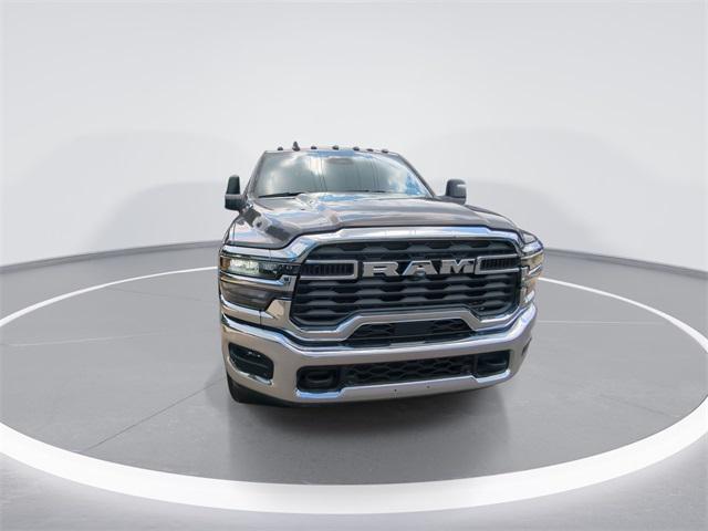 2025 RAM Ram 3500 RAM 3500 TRADESMAN CREW CAB 4X4 64 BOX