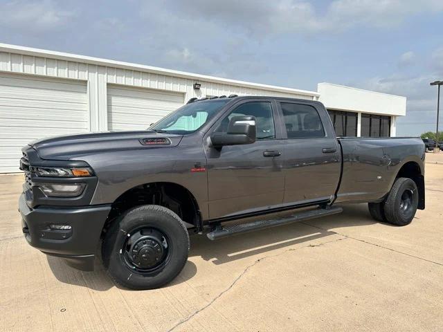 2025 RAM Ram 3500 RAM 3500 TRADESMAN CREW CAB 4X4 8 BOX