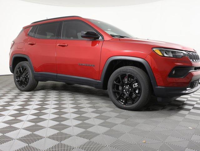 2025 Jeep Compass COMPASS LATITUDE 4X4