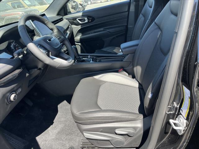 New 2025 Jeep Compass Latitude New 2025 Jeep Compass Latitude