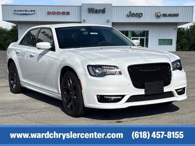 2023 Chrysler Chrysler 300 300 TOURING L RWD