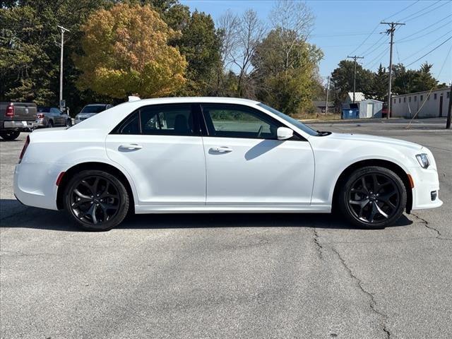 2023 Chrysler Chrysler 300 300 TOURING L RWD