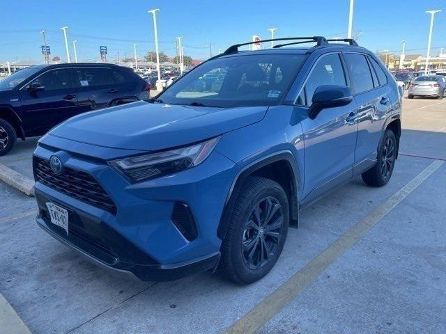 2022 Toyota RAV4 Hybrid SE