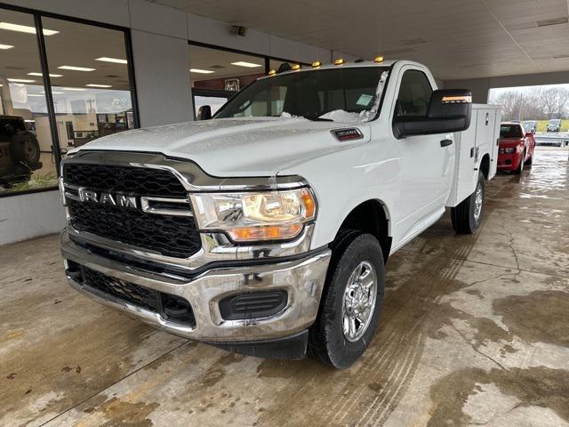 2024 RAM Ram 3500 RAM 3500 TRADESMAN REGULAR CAB 4X4 8 BOX