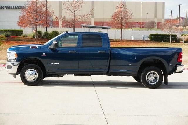 2023 RAM 3500 Tradesman Crew Cab 4x4 8 Box