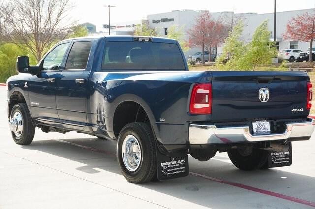 2023 RAM 3500 Tradesman Crew Cab 4x4 8 Box